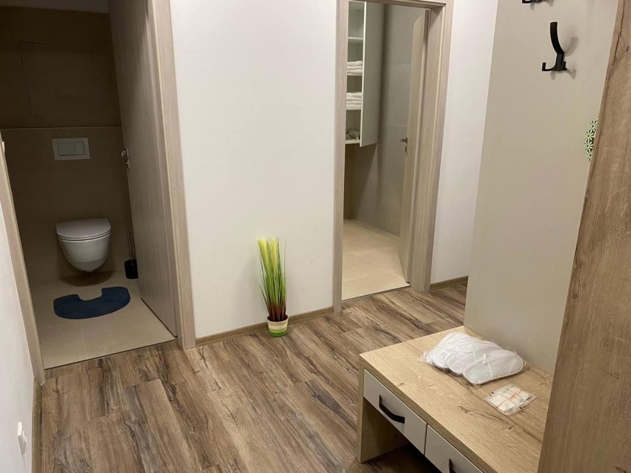 Perla Hradce Apartment Hradec Kralove Luaran gambar